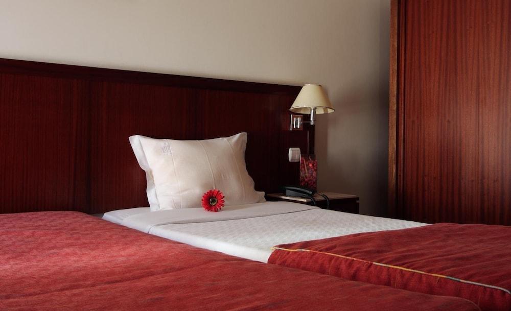 אבאירו Galeria Suite Hotel מראה חיצוני תמונה